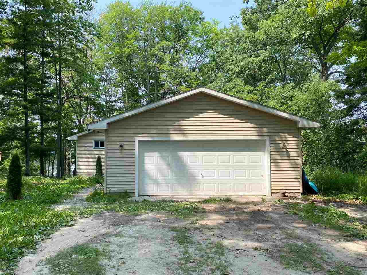1177 Dyer Lake Road Traverse City, MI 49685 - Photo 8 of 29 1891544-7.JPG