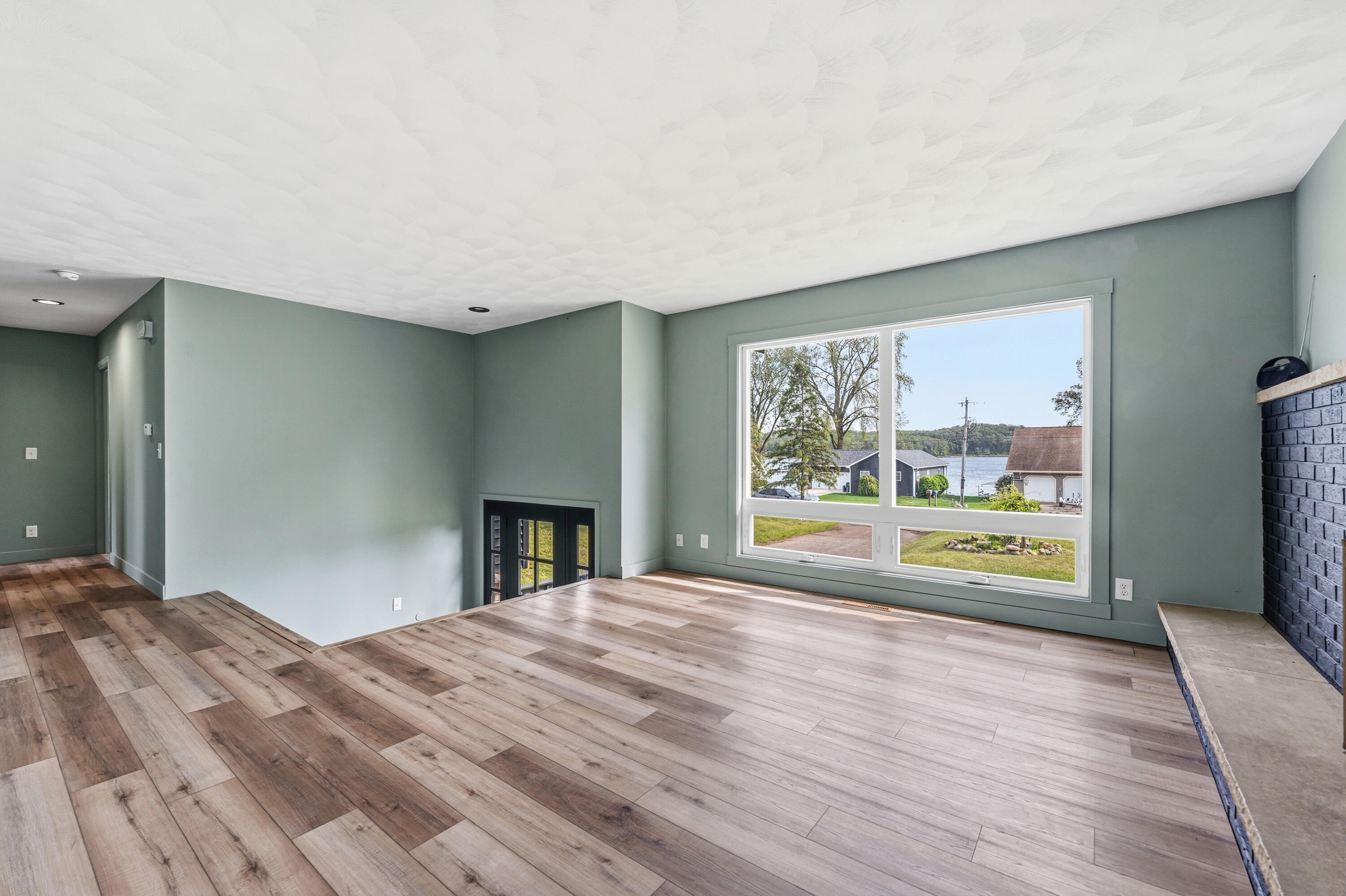 11300 Elizabeth Drive Three Rivers, MI 49093 - Photo 3 of 31 DSC09892