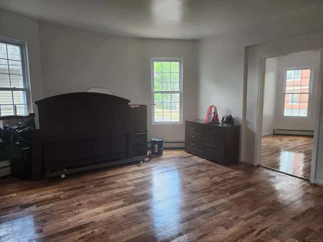 $2,000 | 120 Easton Avenue, Waterbury, CT 06704