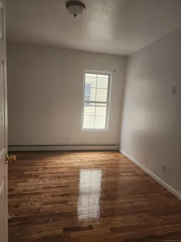 $2,000 | 120 Easton Avenue, Waterbury, CT 06704