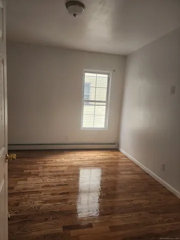 $2,000 | 120 Easton Avenue, Waterbury, CT 06704