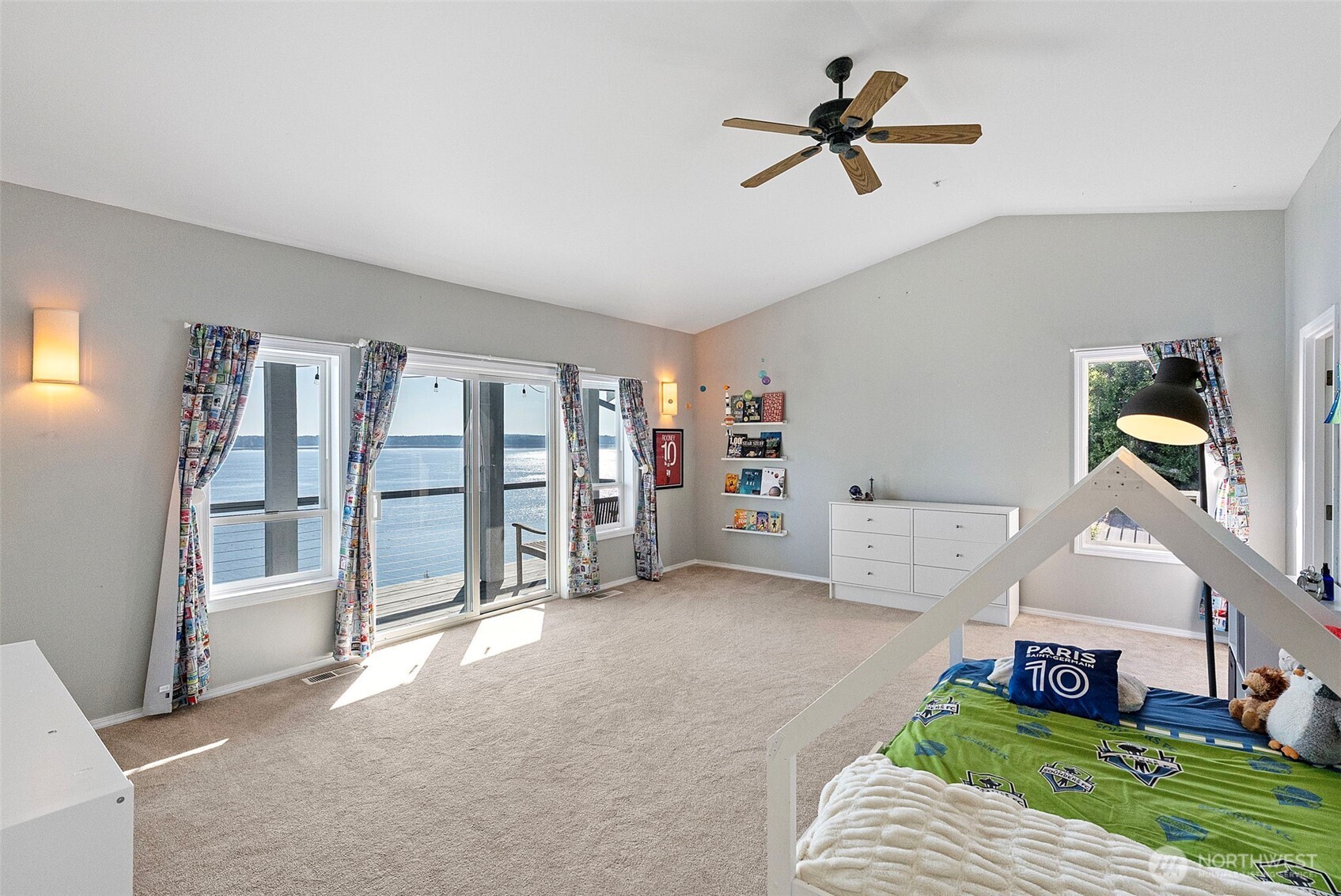 182 Bow Road Fox Island, WA 98333 - Photo 30 of 40