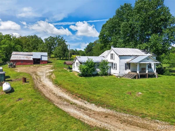 $485,000 | 12971 Cowboy Drive, De Soto, MO 63020