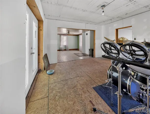 $485,000 | 12971 Cowboy Drive, De Soto, MO 63020