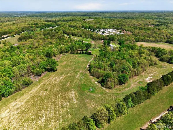 $485,000 | 12971 Cowboy Drive, De Soto, MO 63020