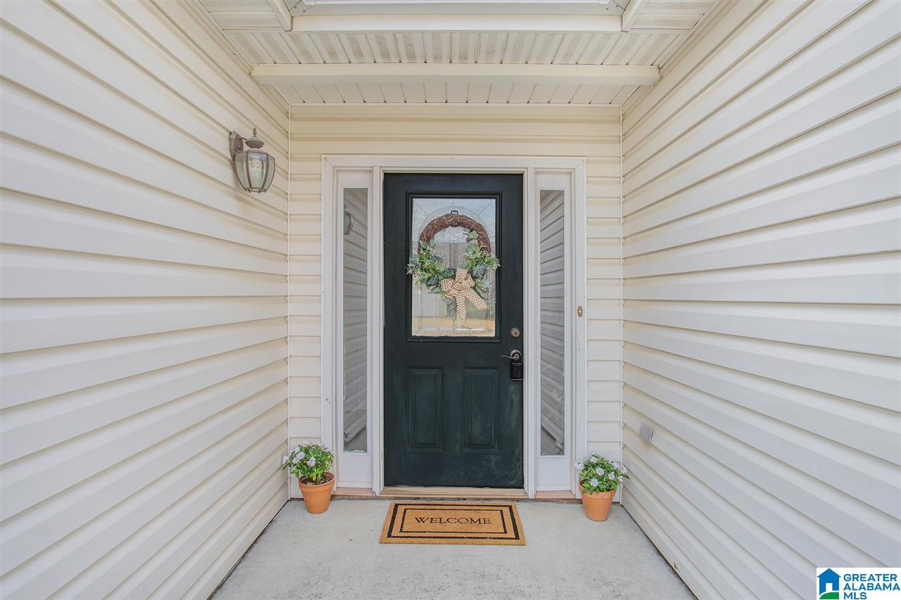 149 Summerchase Parkway Calera, AL 35040 - Photo 3 of 28
