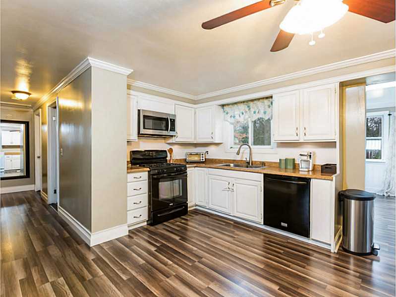 54 S Road Exeter, RI 02822 - Photo 11 of 23 Kitchen.