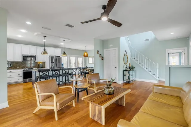 $735,000 | 330 Country Cir Drive East, Port Orange, FL 32128