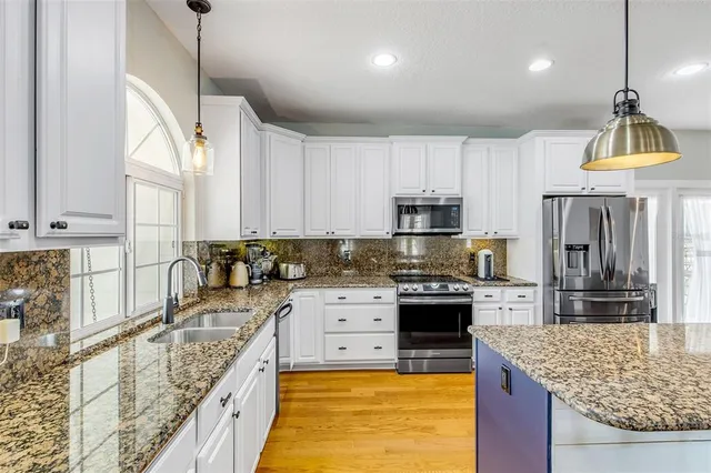 $735,000 | 330 Country Cir Drive East, Port Orange, FL 32128