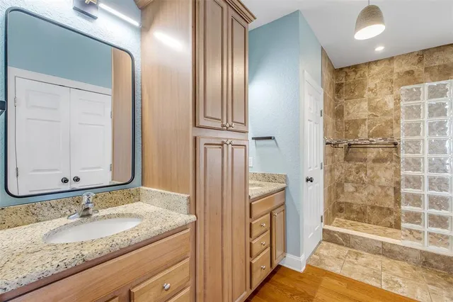 $735,000 | 330 Country Cir Drive East, Port Orange, FL 32128