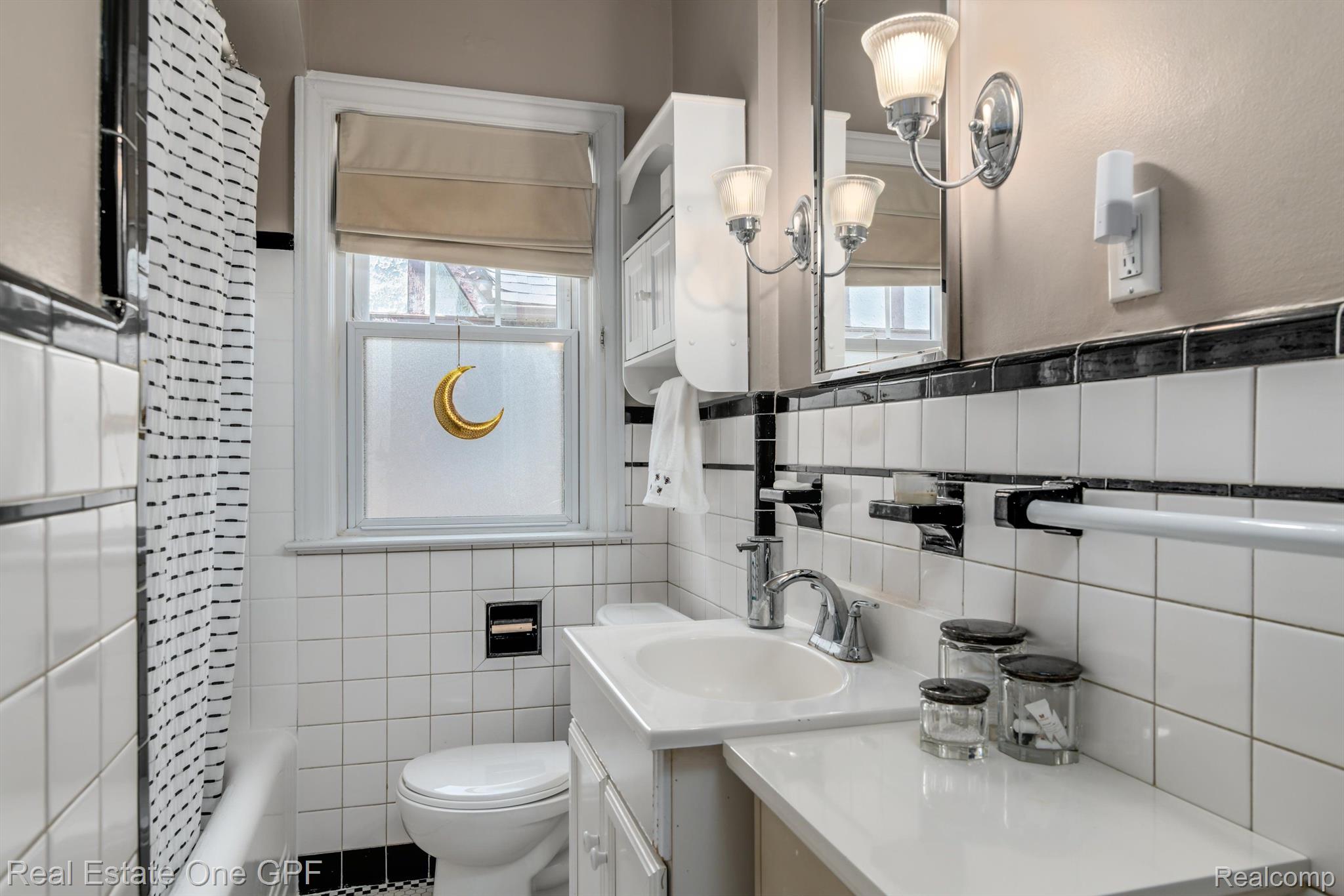 546 Neff Road Grosse Pointe, MI 48230 - Photo 24 of 38 Gallery Image 24