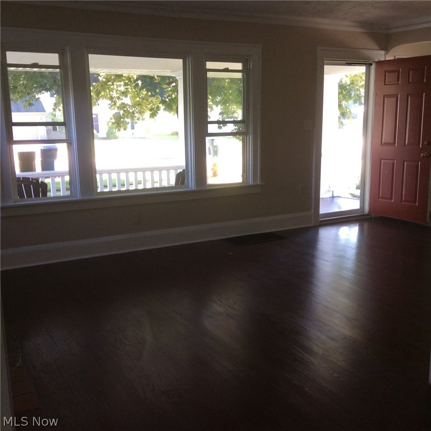 25784 Kennedy Ridge Road North Olmsted, OH 44070 - Photo 4 of 17 Gallery Image 4