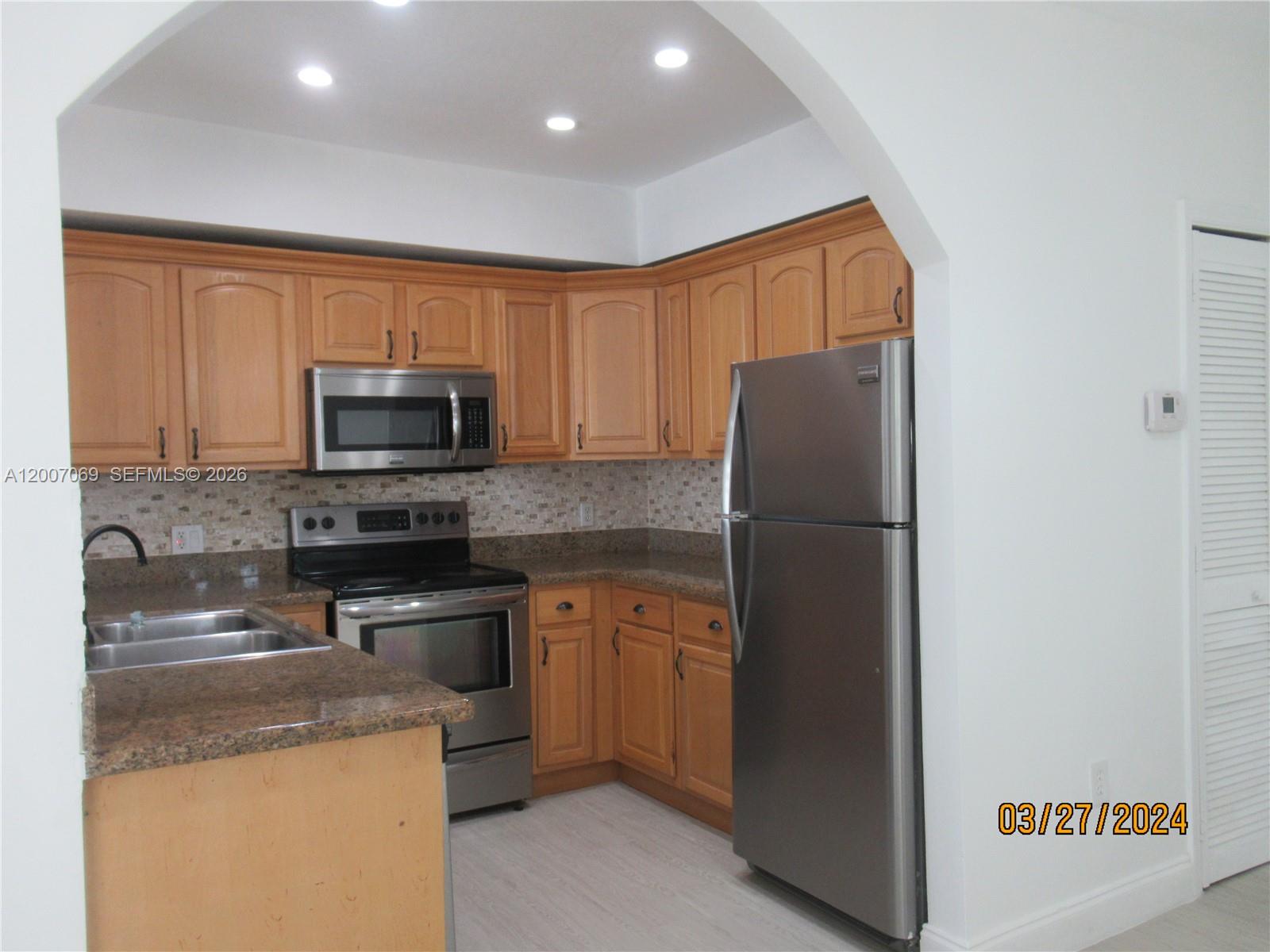 4245 Southwest 7th Street Miami, FL 33134 - Photo 3 of 20