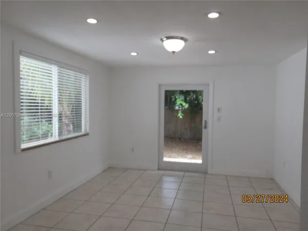 $3,400 | 4245 Southwest 7th Street, Miami, FL 33134