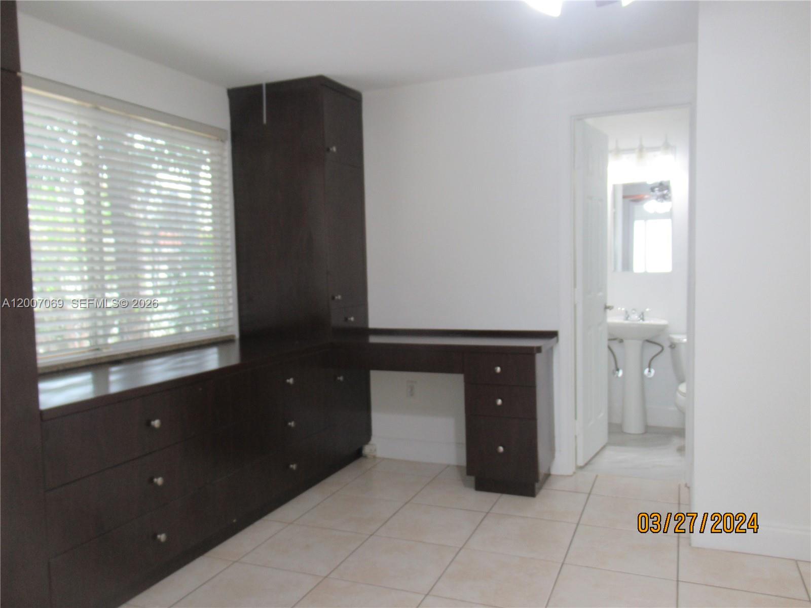 4245 Southwest 7th Street Miami, FL 33134 - Photo 7 of 20