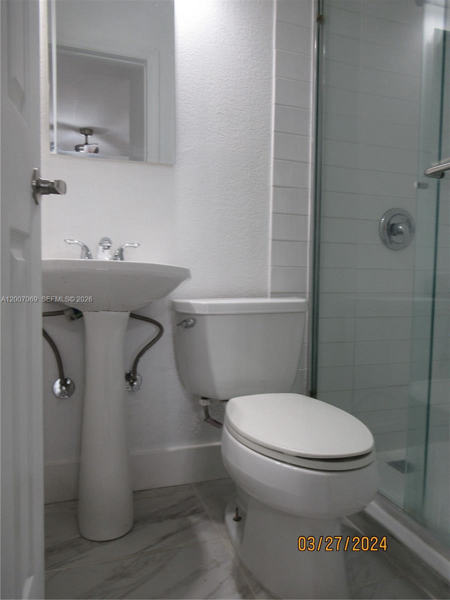 4245 Southwest 7th Street Miami, FL 33134 - Photo 9 of 20