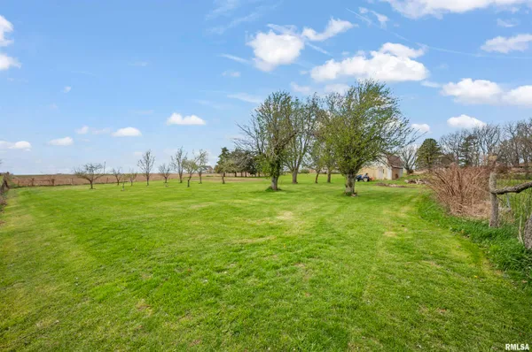 $250,000 | 816 North Stone School Road, Trivoli, IL 61569