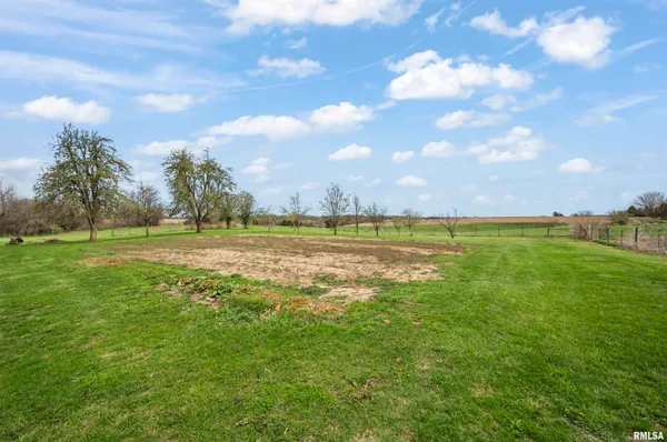 $250,000 | 816 North Stone School Road, Trivoli, IL 61569