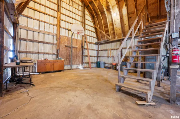 $250,000 | 816 North Stone School Road, Trivoli, IL 61569