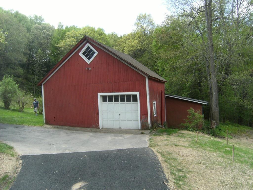 19 Pontoosic Road Westfield, MA 01085 - Photo 19 of 30 Gallery Image 19