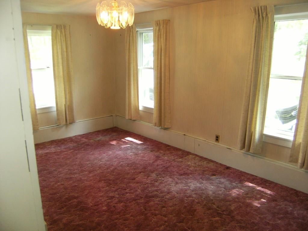 19 Pontoosic Road Westfield, MA 01085 - Photo 5 of 30 Gallery Image 5