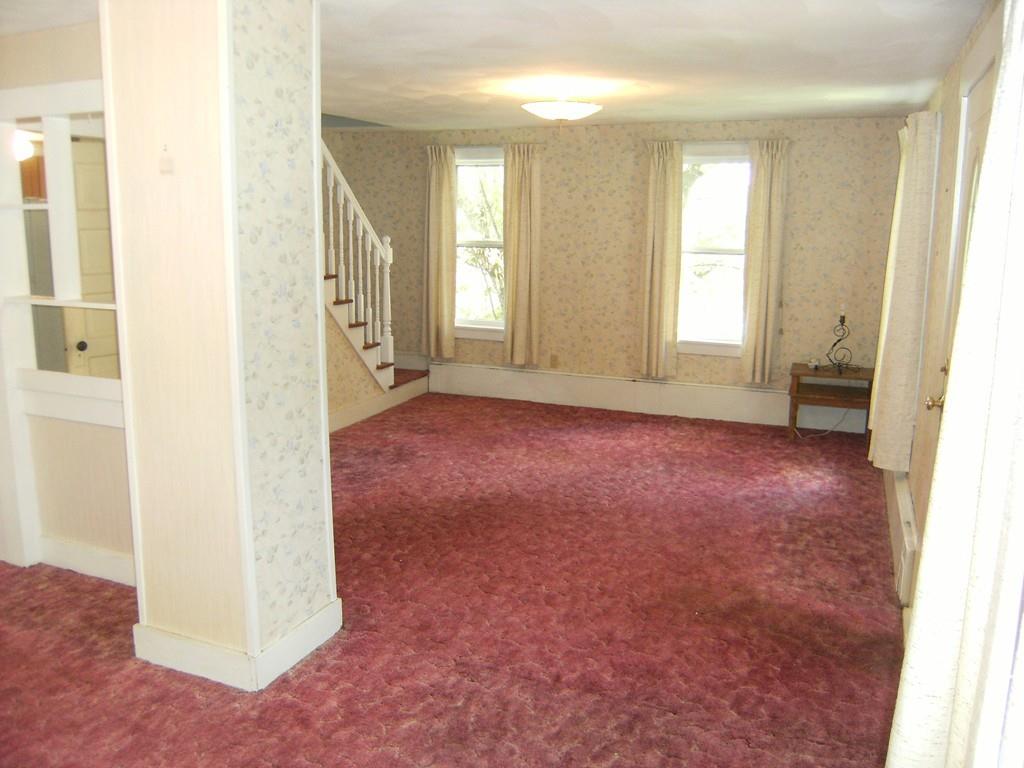19 Pontoosic Road Westfield, MA 01085 - Photo 6 of 30 Gallery Image 6