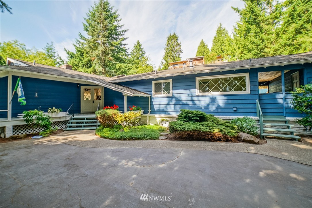 16407 Sylvester Road Southwest Burien, WA 98166 - Photo 1 of 25 Gallery Image 1