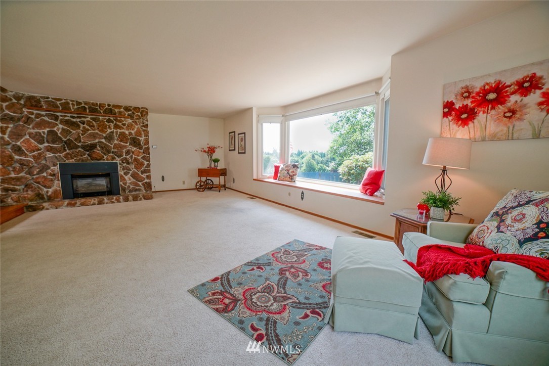 16407 Sylvester Road Southwest Burien, WA 98166 - Photo 16 of 25 Gallery Image 16