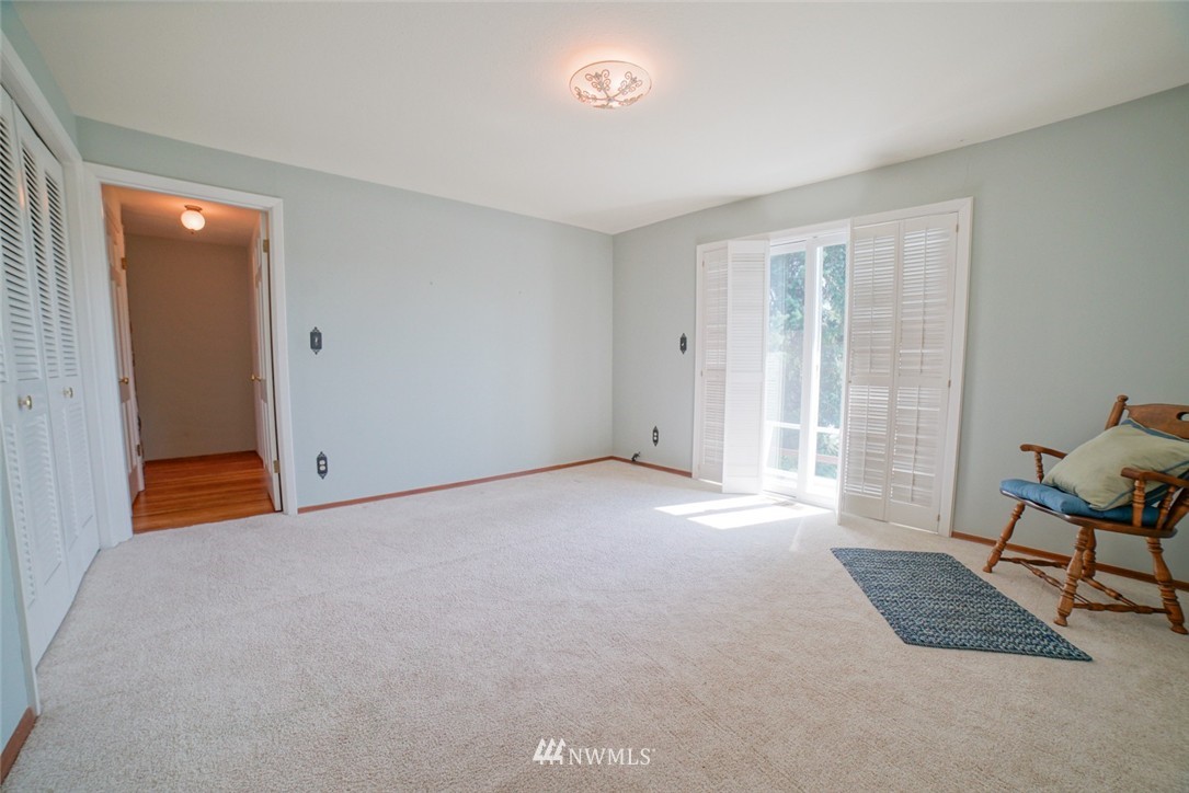 16407 Sylvester Road Southwest Burien, WA 98166 - Photo 23 of 25 Gallery Image 23