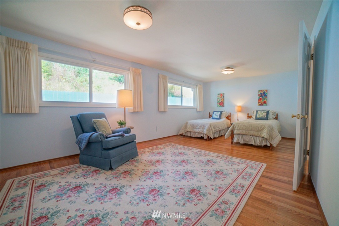 16407 Sylvester Road Southwest Burien, WA 98166 - Photo 25 of 25 Gallery Image 25