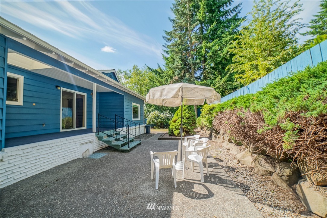 16407 Sylvester Road Southwest Burien, WA 98166 - Photo 7 of 25 Gallery Image 7