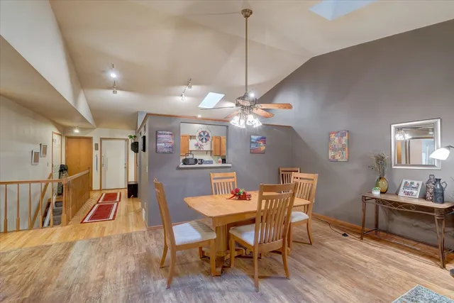 $339,900 | 711 Kensington Square, Stoughton, WI 53589