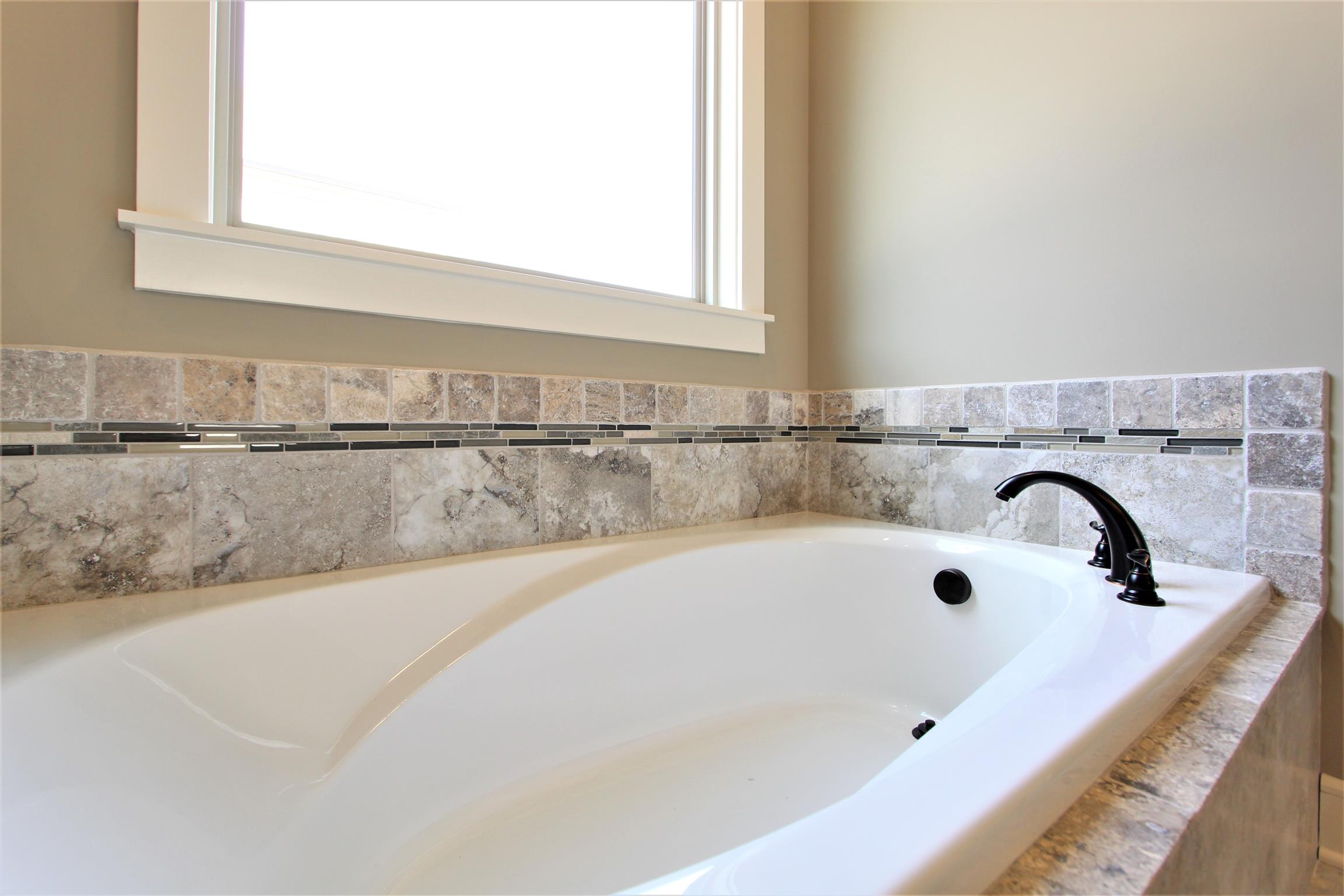 1223 Mires Road, Unit 15C Mount Juliet, TN 37122 - Photo 22 of 29 Garden Tub With Custom Tile Backsplash In Master Bath