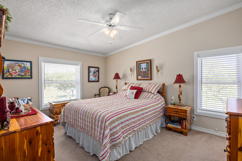 250-256 Wharton Road Kerrville, TX 78028 - Photo 46 of 53 Gallery Image 46