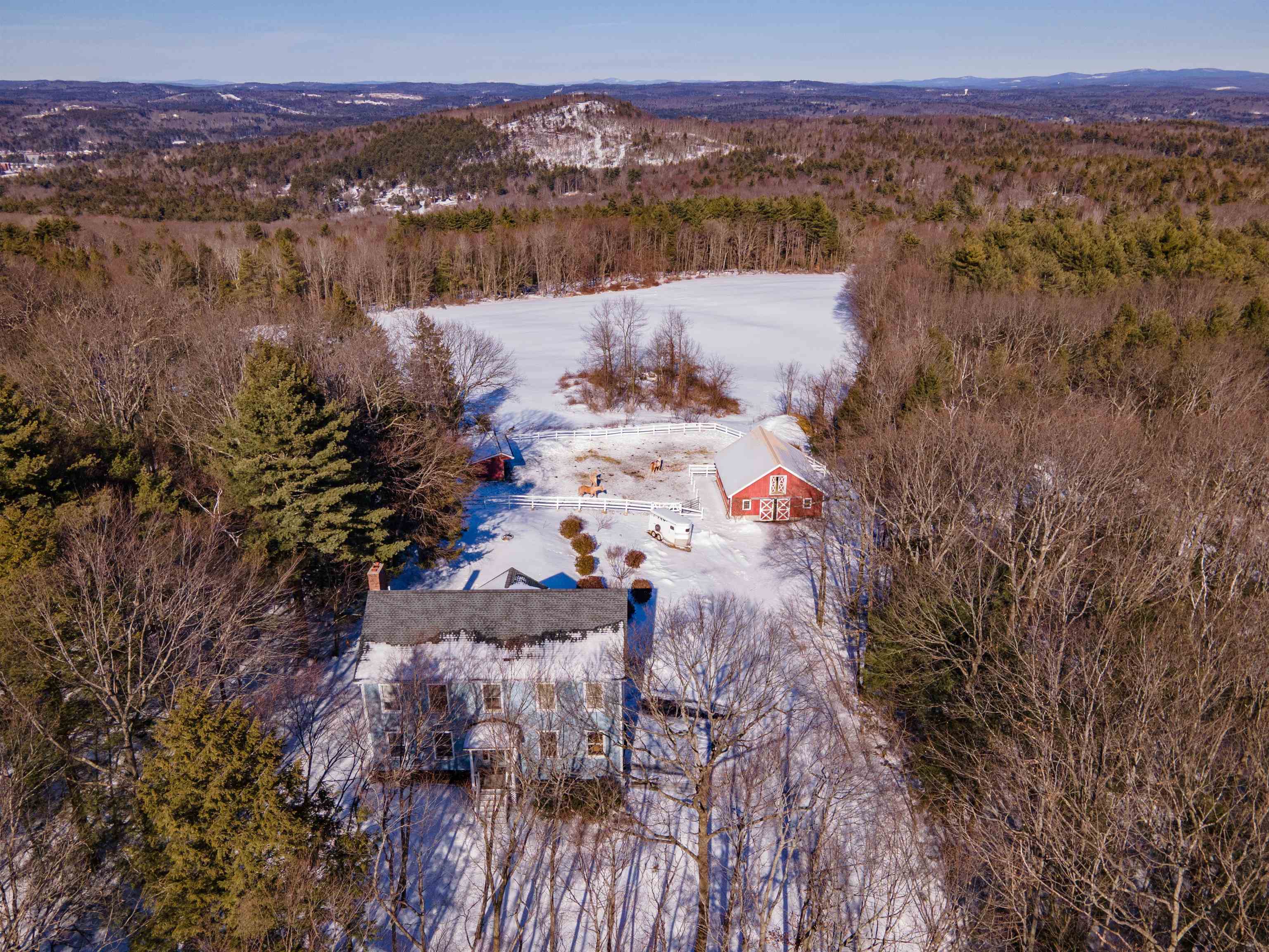 18 Ferson Road Goffstown, NH 03045 - Photo 3 of 40