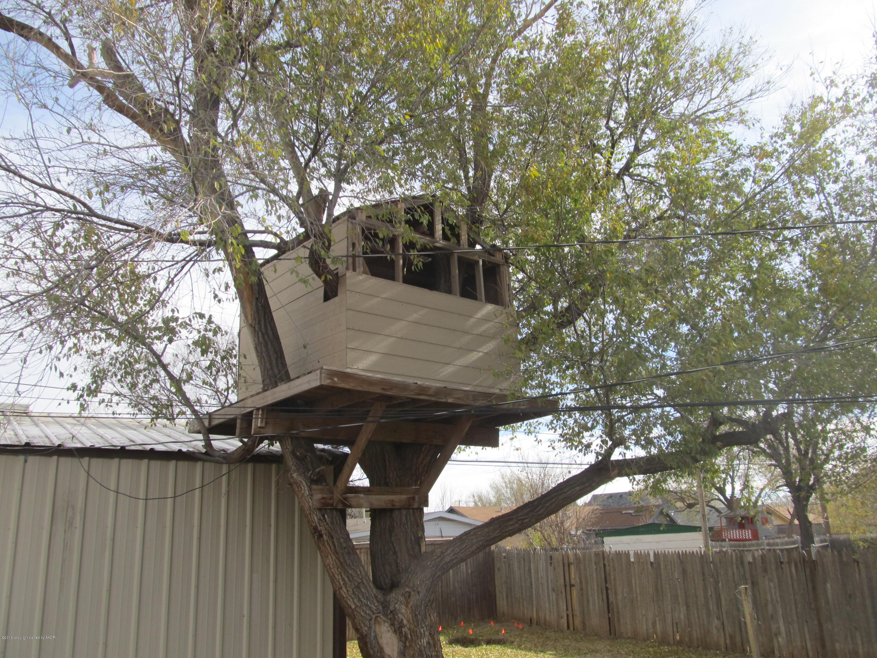 4103 South Bonham Street Amarillo, TX 79110 - Photo 13 of 13 a view of outdoor space and deck