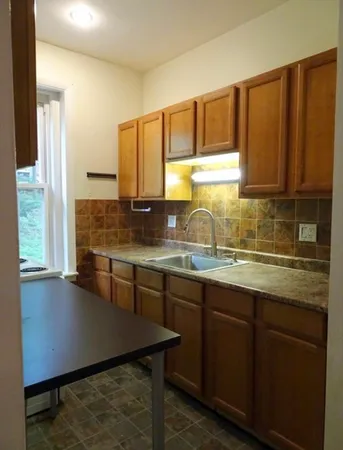 $2,375 | 15 University, Unit 22, Brookline, MA 02445