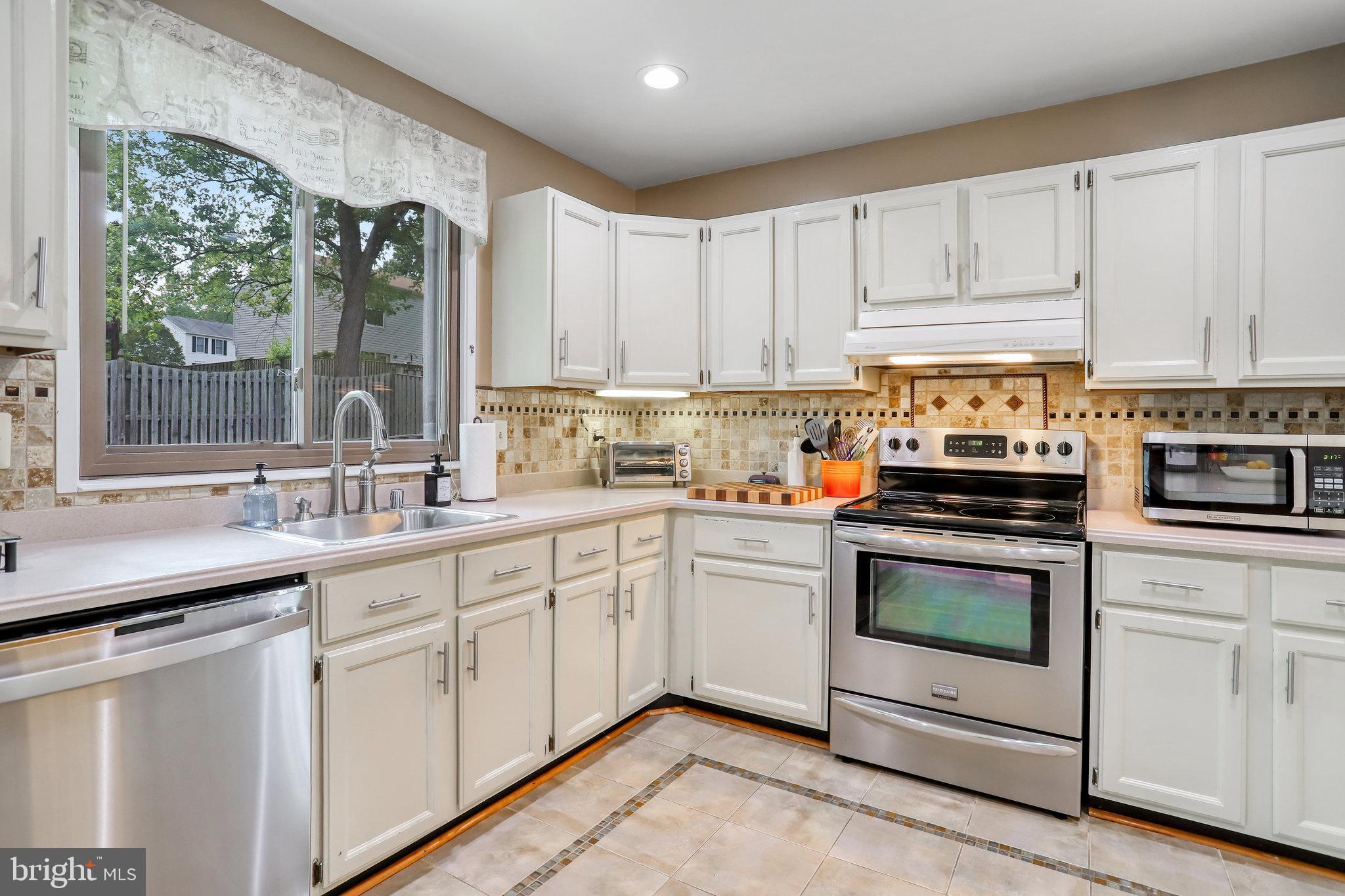4514 Flintstone Road Alexandria, VA 22306 - Photo 18 of 63 Gallery Image 18