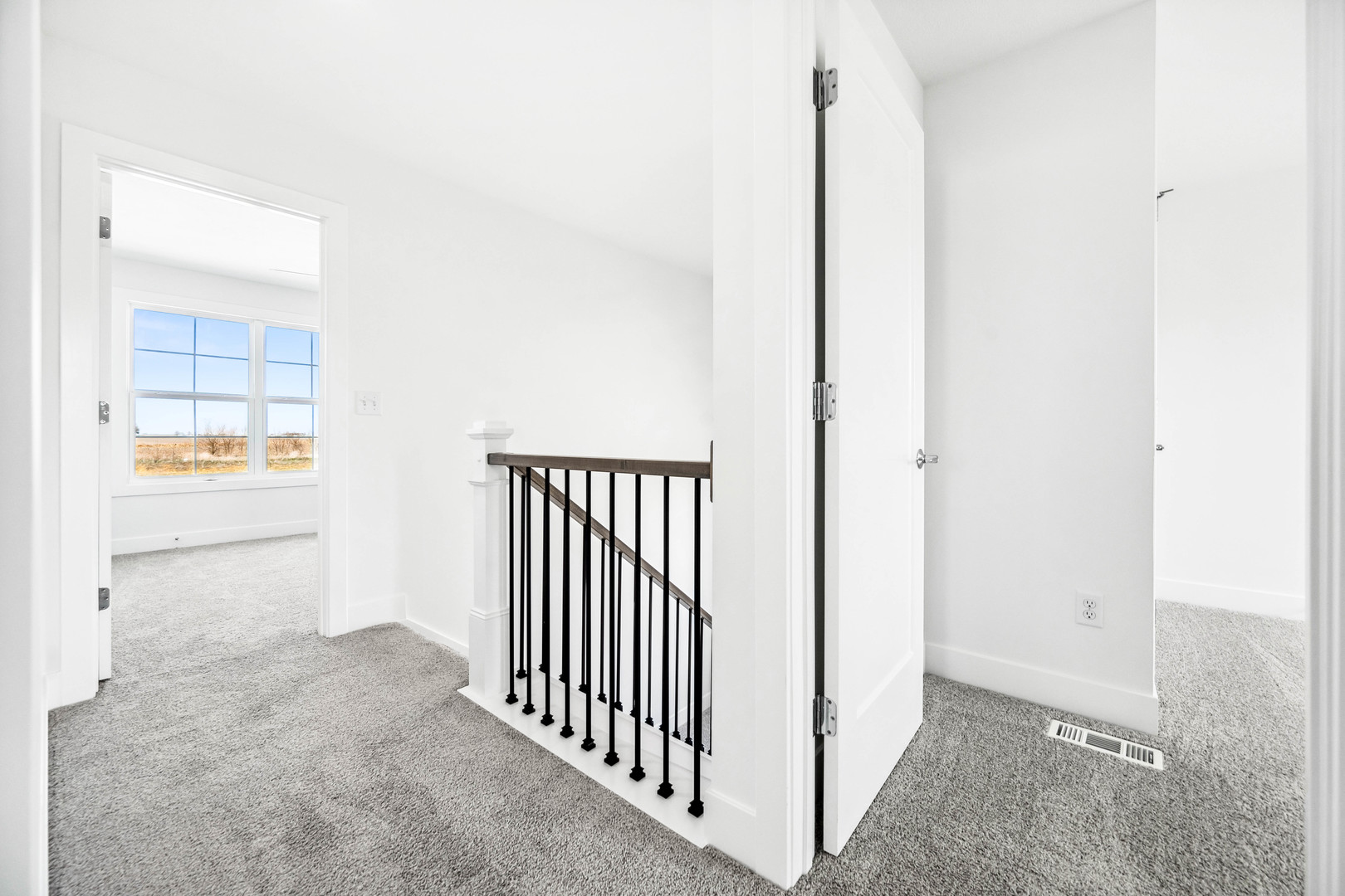 5017 Finlen Lane Bloomington, IL 61705 - Photo 35 of 60 a view of a hallway with entryway door