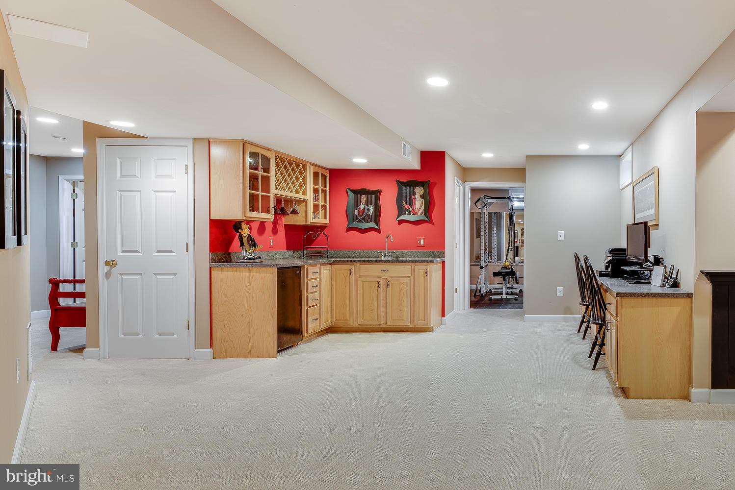 4508 Random Ridge Circle Olney, MD 20832 - Photo 31 of 41 Basement Wet Bar