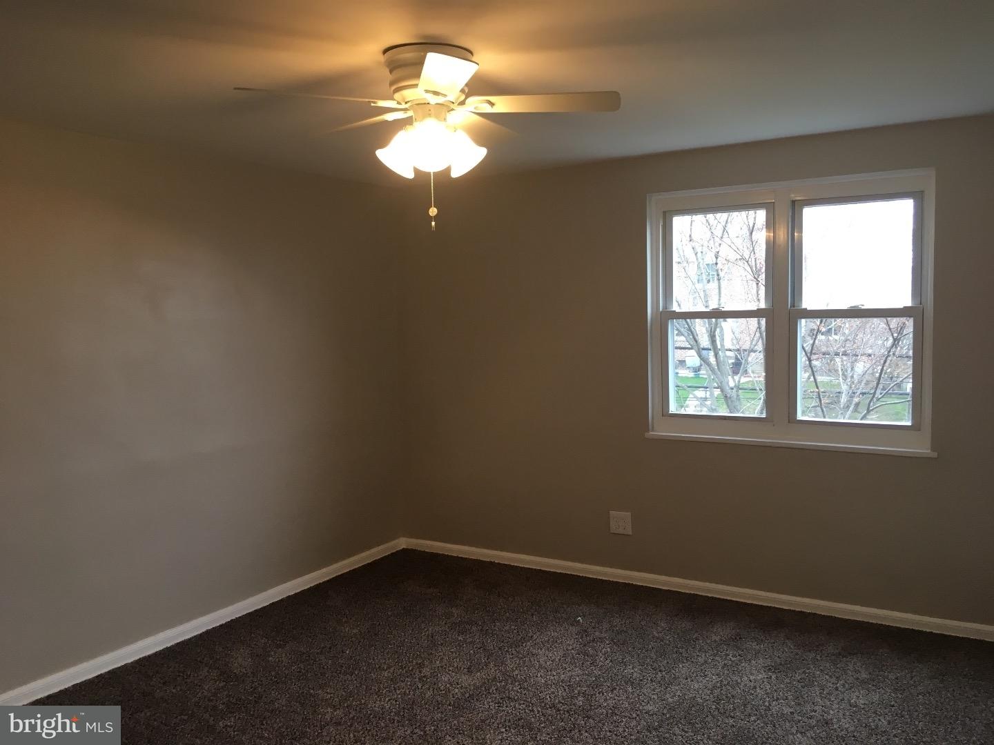 720 Grant Road Folcroft, PA 19032 - Photo 15 of 25 Bedroom - Main