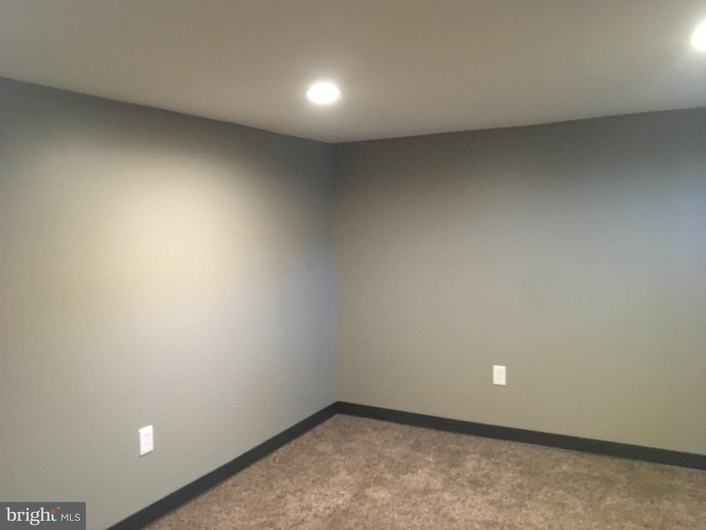 720 Grant Road Folcroft, PA 19032 - Photo 19 of 25 Basement - Finished