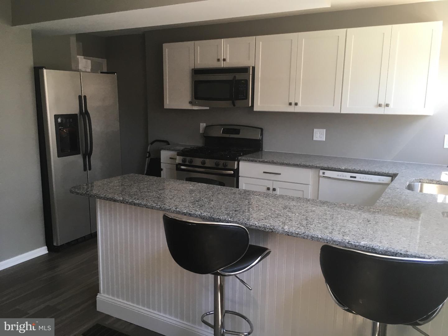 720 Grant Road Folcroft, PA 19032 - Photo 8 of 25 Kitchen