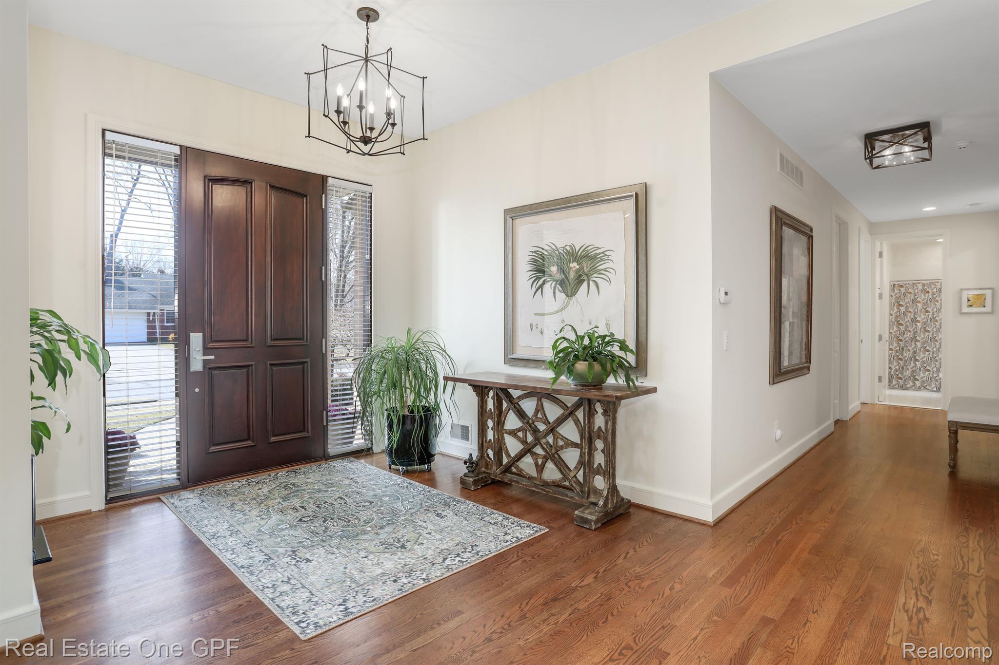 472 Shelbourne Road Grosse Pointe, MI 48236 - Photo 5 of 45 Gallery Image 5