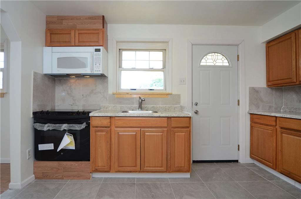 3583 Brodhead Road Monaca, PA 15061 - Photo 4 of 22 Gallery Image 4