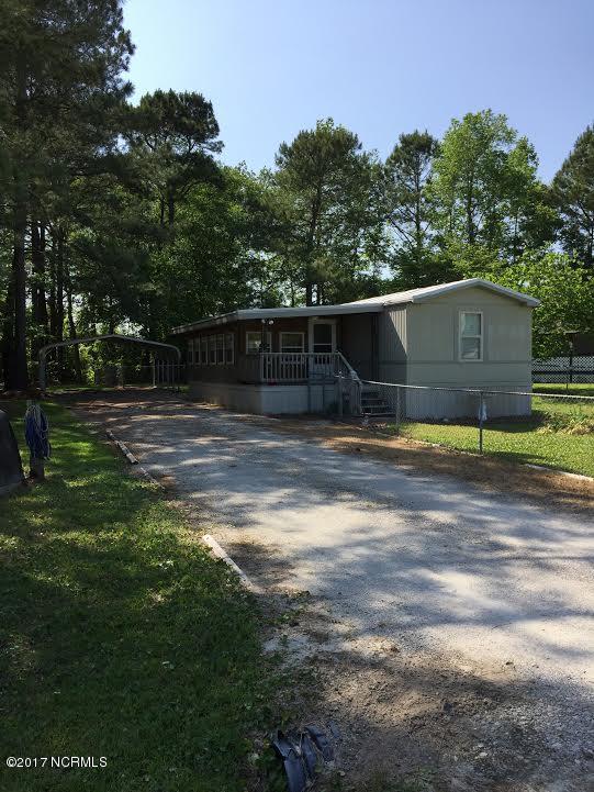 104 Deer Run Road Hampstead, NC 28443 - Photo 1 of 17 Left Front