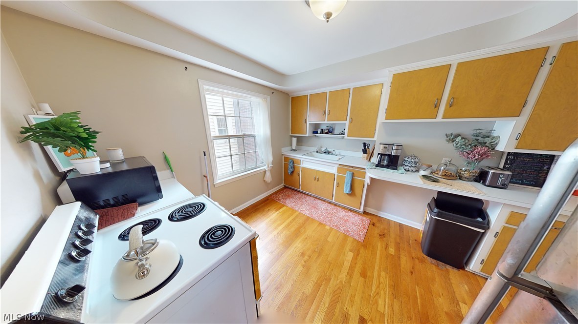 3555 Gridley Road Shaker Heights, OH 44122 - Photo 27 of 50 2nd floor kitchen