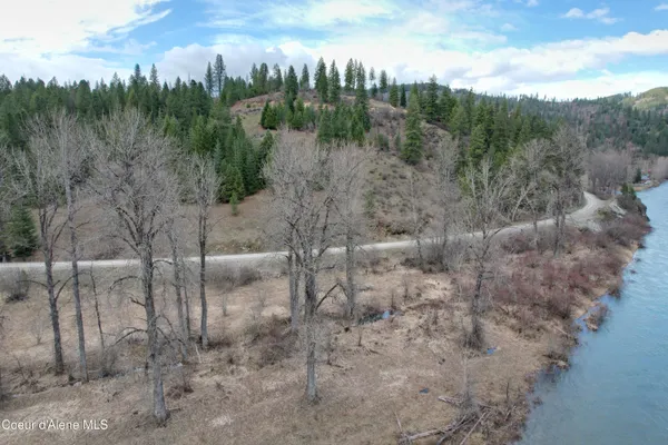 $230,000 | Nka Nka Milwaukee Road, Calder, ID 83808