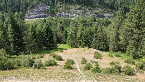 $230,000 | Nka Nka Milwaukee Road, Calder, ID 83808