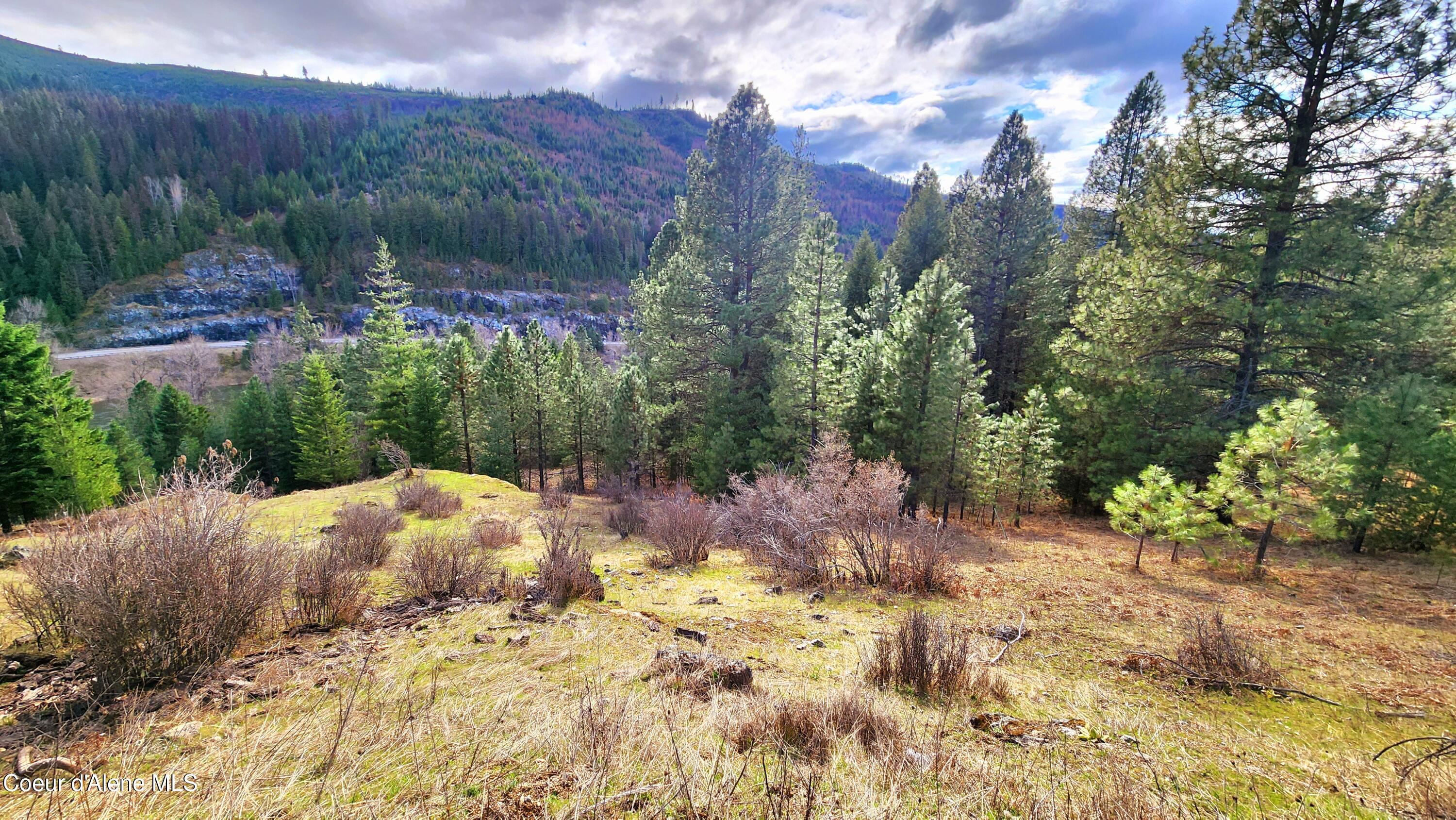 Nka Nka Milwaukee Road Calder, ID 83808 - Photo 8 of 28 20250327_152733